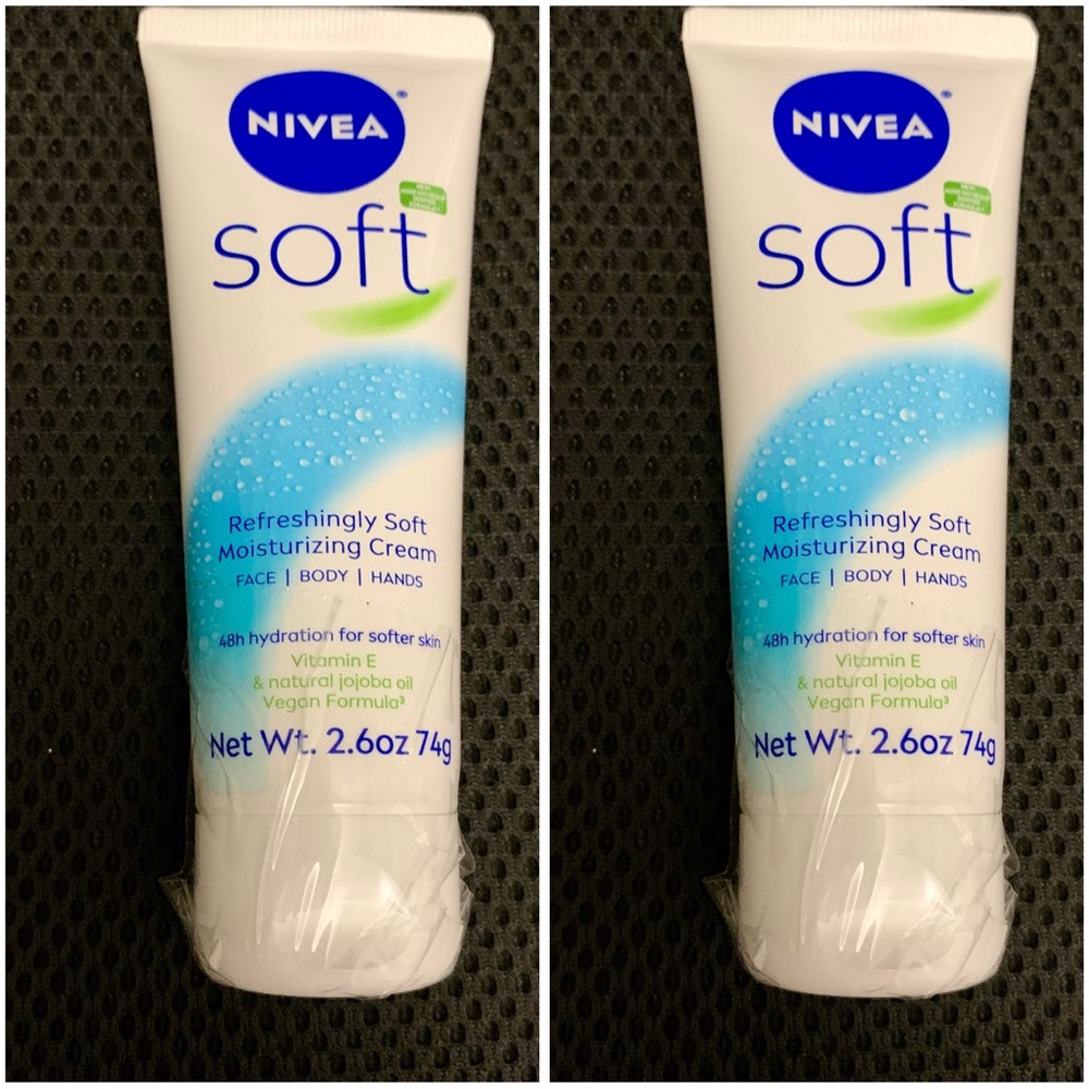 2x Nivea refreshingly soft Moisturizing Cream - 2.6 oz each